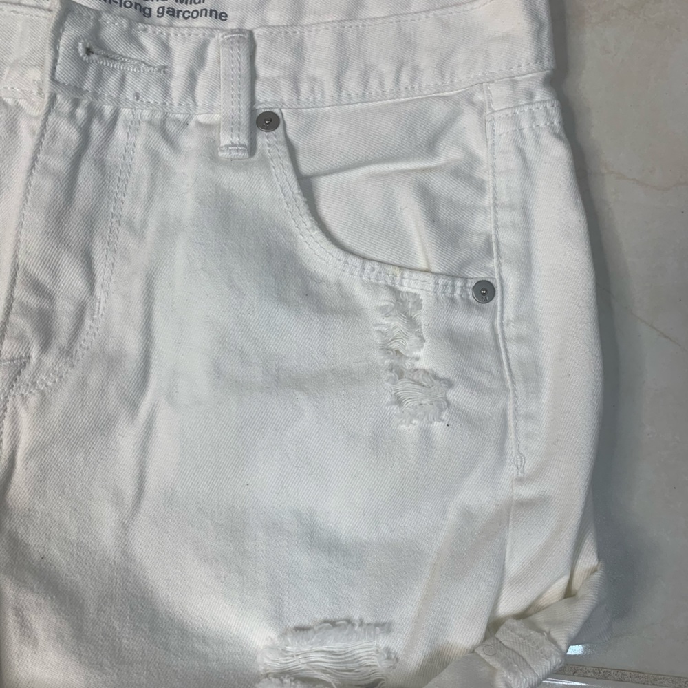 Mossimo Shorts - Picture 4 of 4